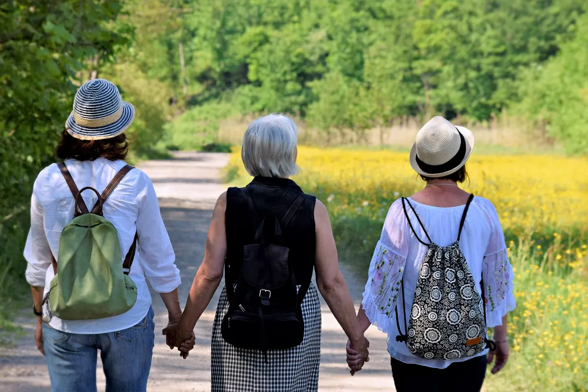 How to Start Hiking with Kids: A Beginner's Guide to Family-Friendly Trails